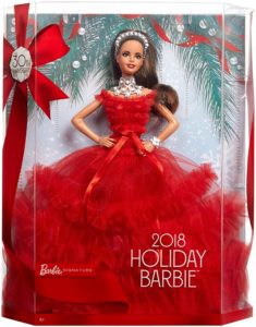 Barbie Magia delle Feste 2018 Latina Capodanno 2019 Natale colore vestito rosso collana argentata bracciale cerchietto prezzo vendita online