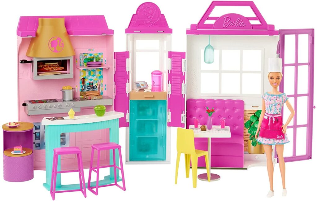Ristorante Barbie apribile Cucina tavoli novità Mattel Natale 2021 costo acquisto online